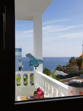 KALMA Sea View - Private Space with Terrace & Bathroom ensuited - Free Coffee & Tea